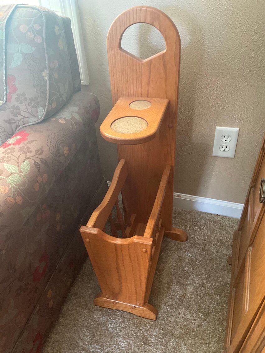 SR- Wood Magazine Rack