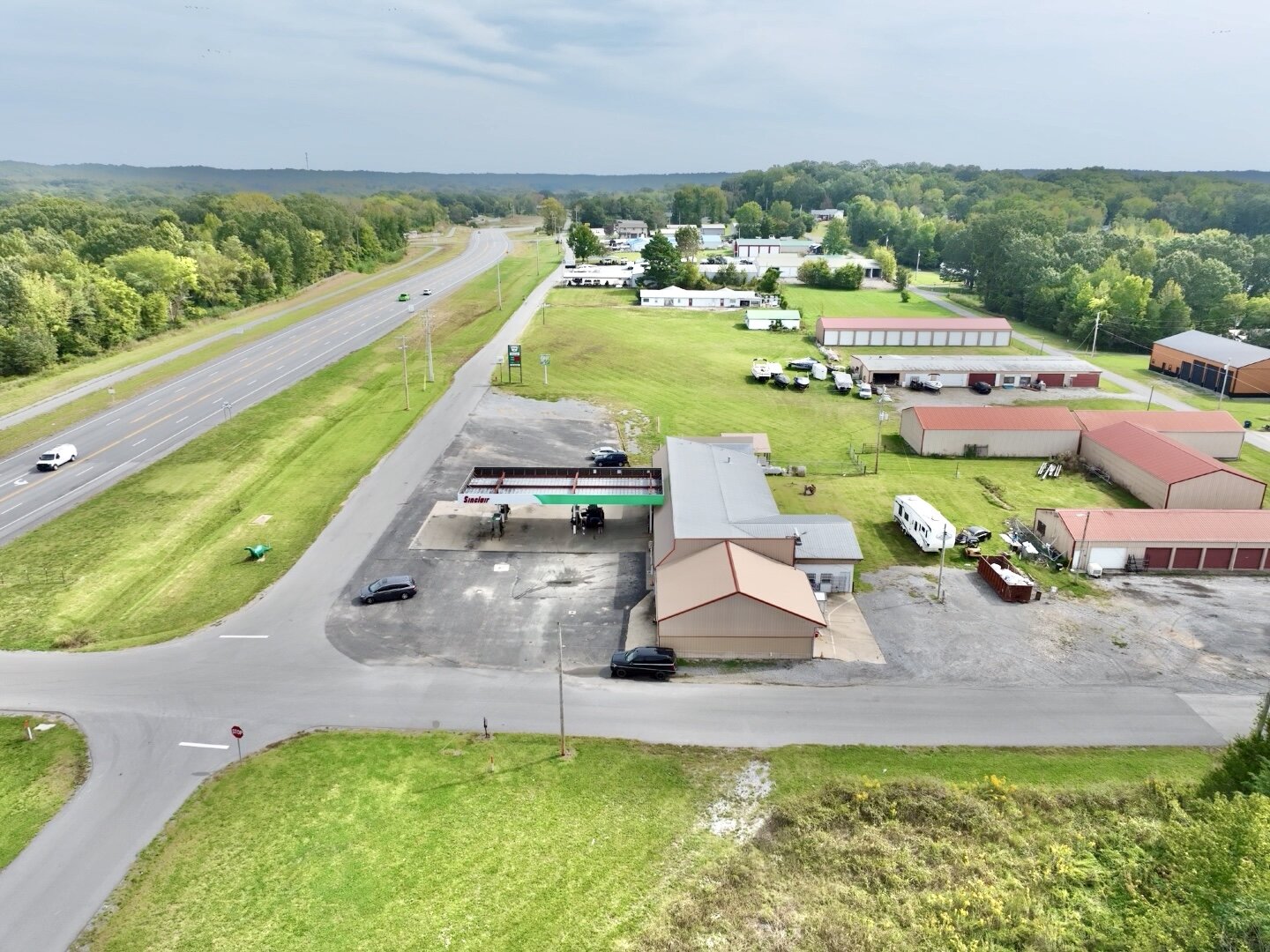 Image for Sinclair Convenience Store & Lake Barkley Liquors Auction