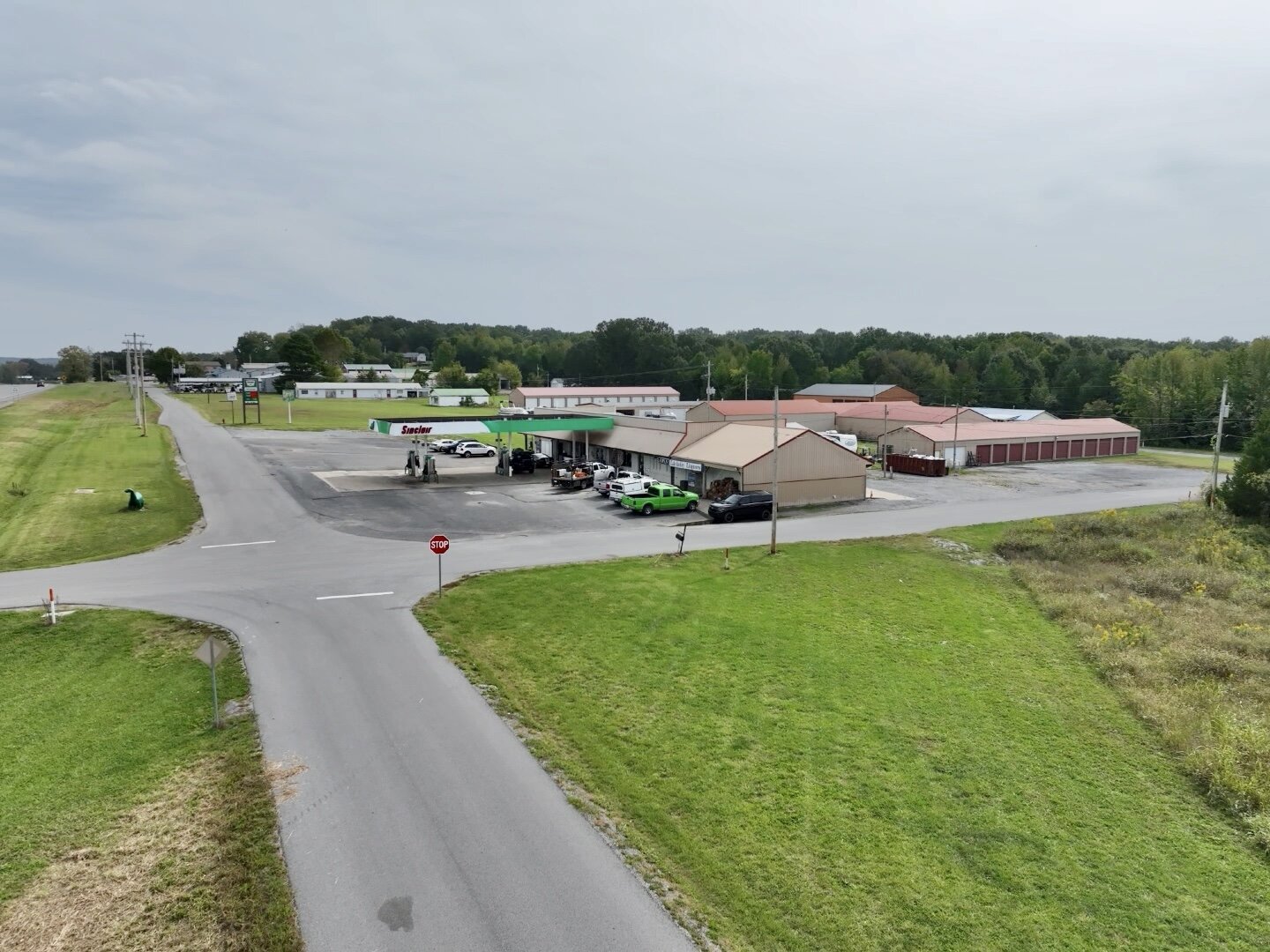 Image for Sinclair Convenience Store & Lake Barkley Liquors Auction