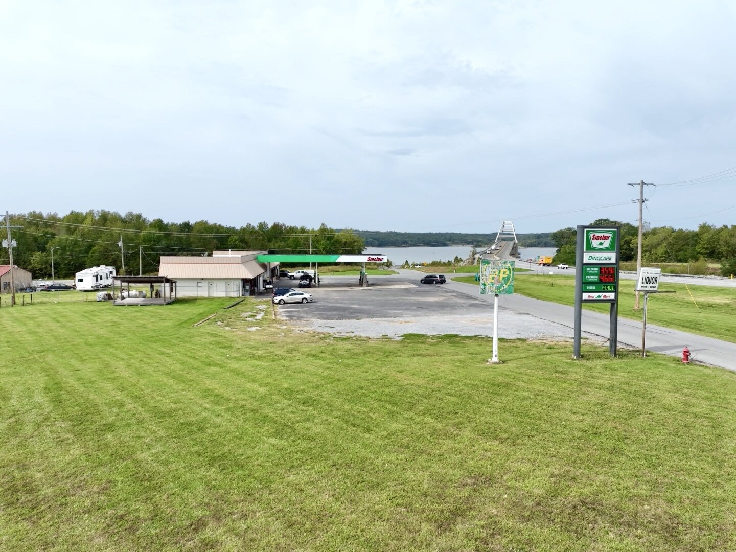 Image for Sinclair Convenience Store & Lake Barkley Liquors Auction