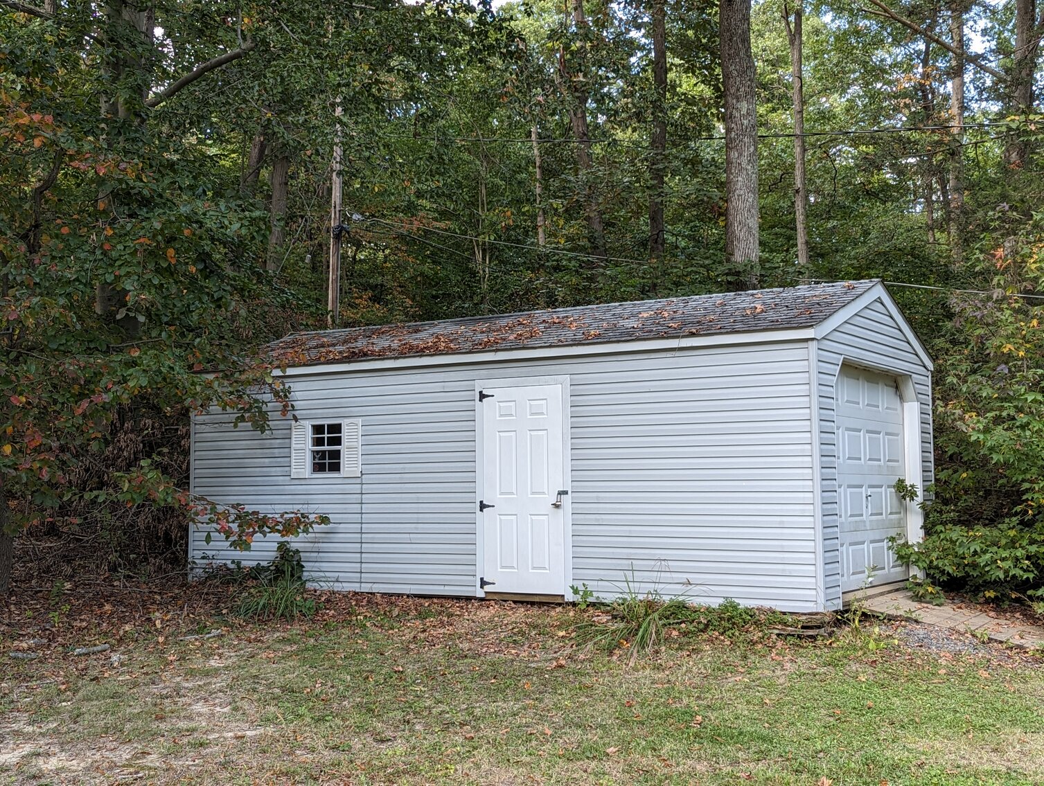 Image for VINYL-SIDED BUNGALOW ON PRIVATE 0.5+/- ACRE LOT