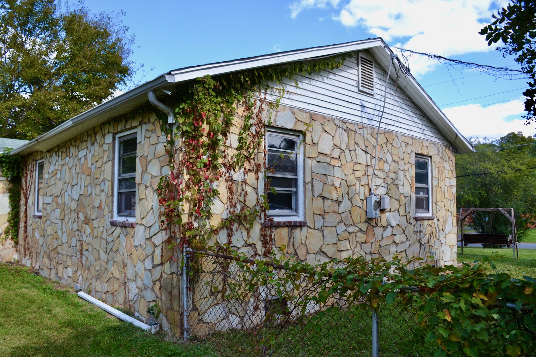 Image for 3 BR/1 BA Stone Home w/Detached Garages/Shops in the Heart of Manassas, VA--SELLING to the HIGHEST BIDDER!!