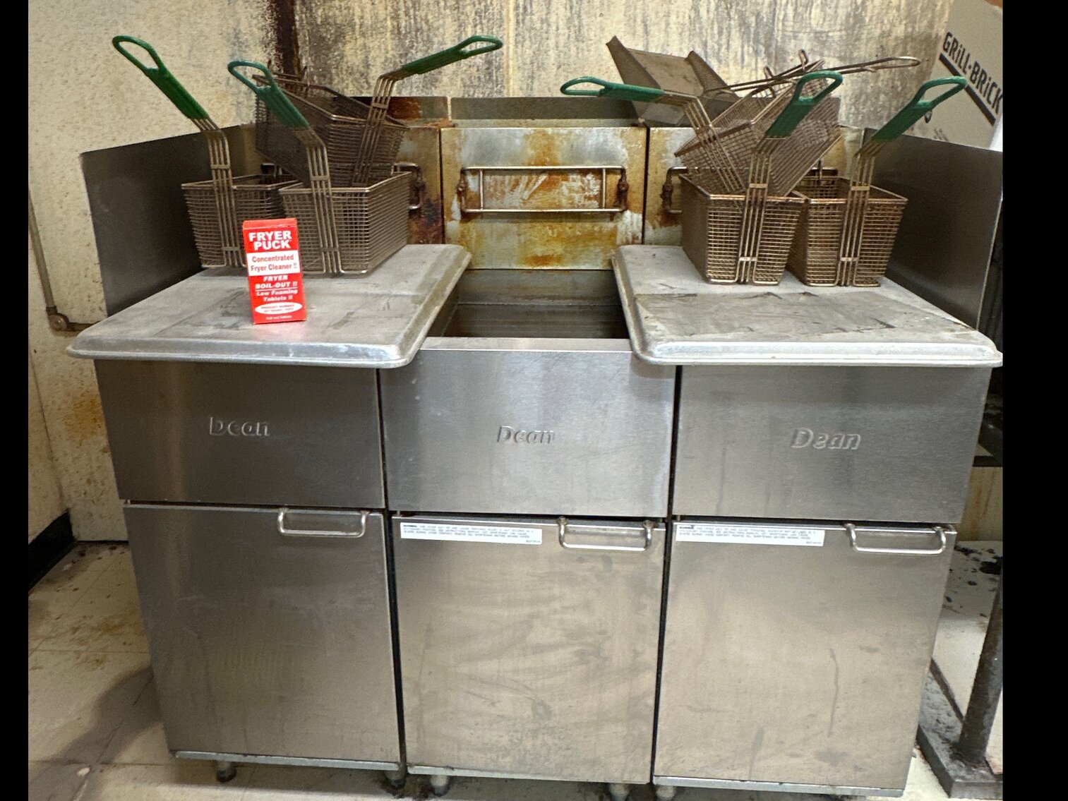 Deep Fryer - Dean 6 Basket, Natural Gas