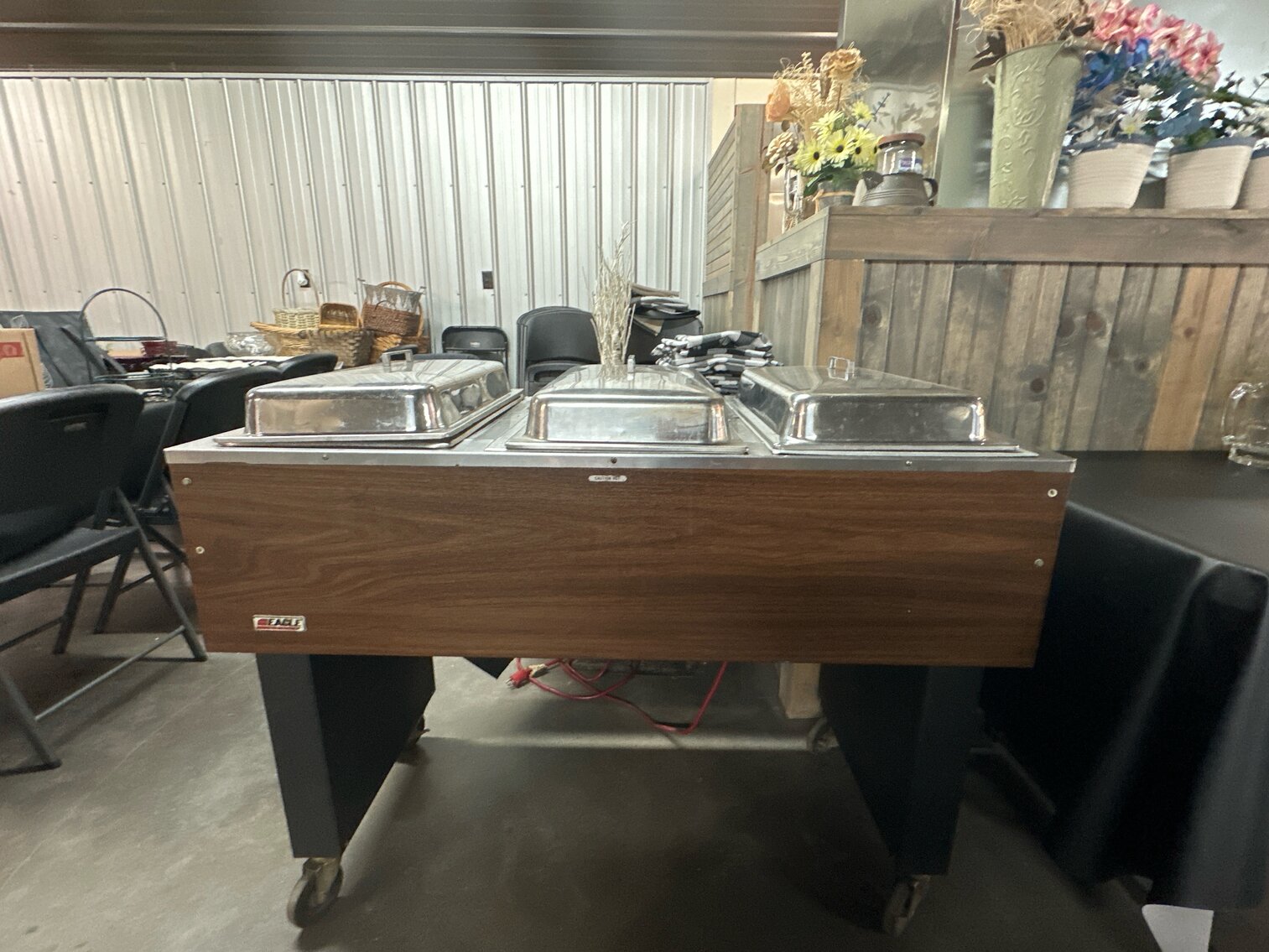 Hot Table On Wheels - Eagle