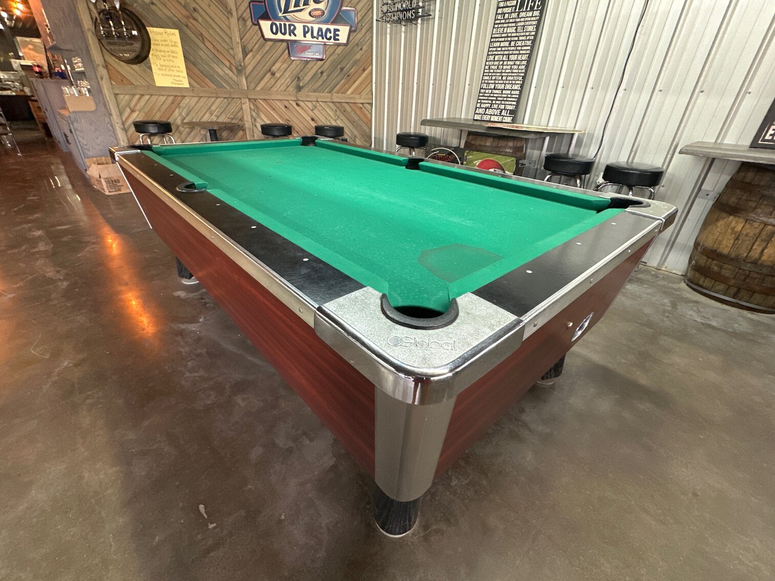 Pool Table with 16 Cue Sticks