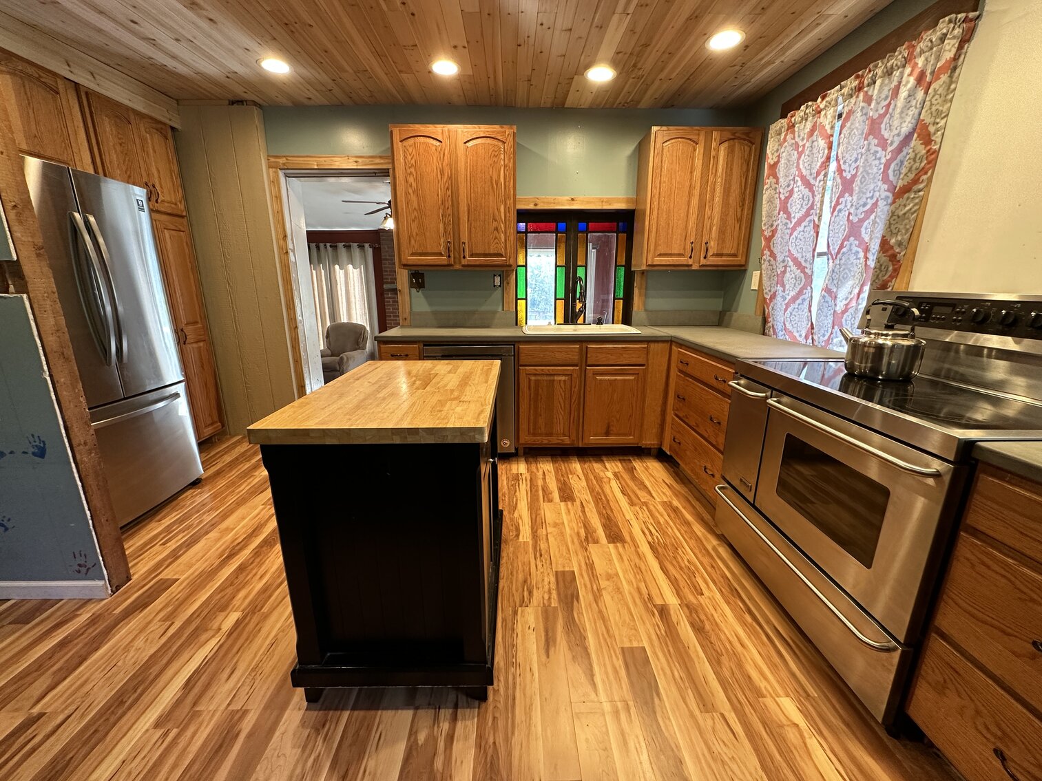 Image for Sold! Real Estate | 137 Crystal Road, Lansdale, PA 19446 | $325,000