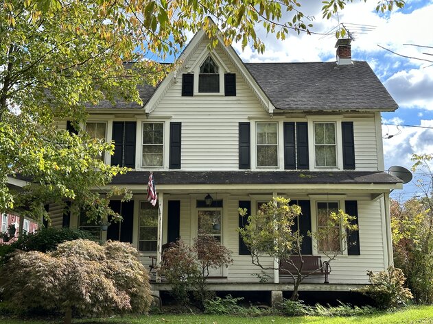 Image for Sold! Real Estate | 349 E. Dark Hollow Rd, Pipersville, PA 18947 | $349,000