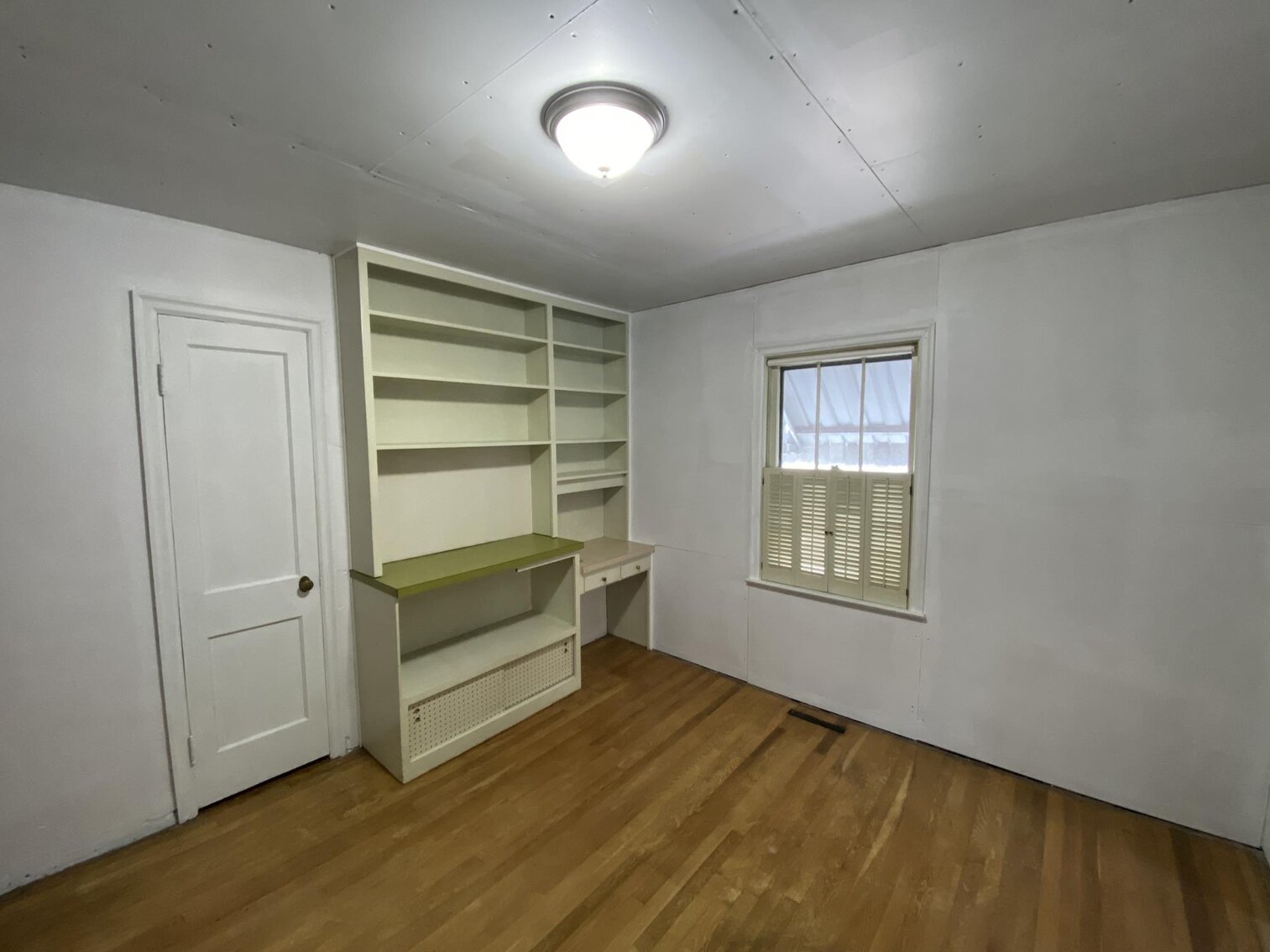 Image for SOLD $79,200 - Clean 3 Bedroom in Saint Albans