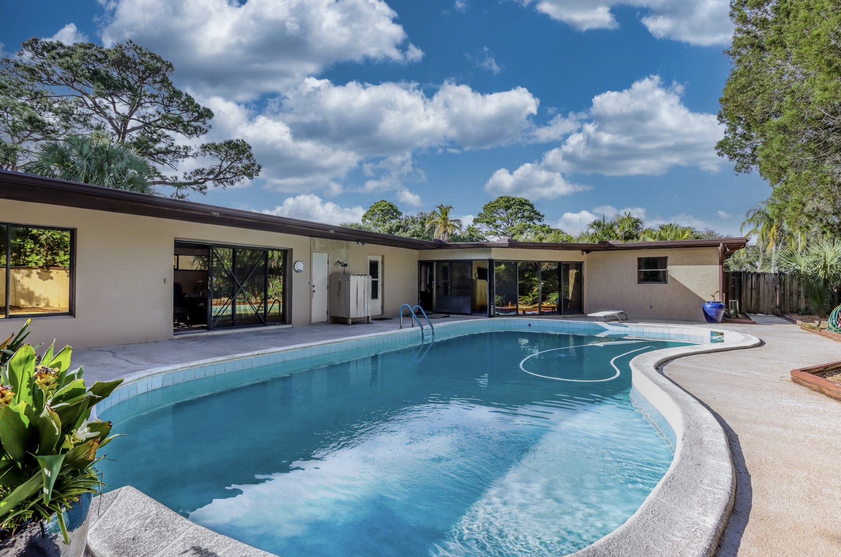 Image for For Sale ONLY at ABSOLUTE AUCTION this 3BR/2.5 Ranch Pool Home in GREAT Location