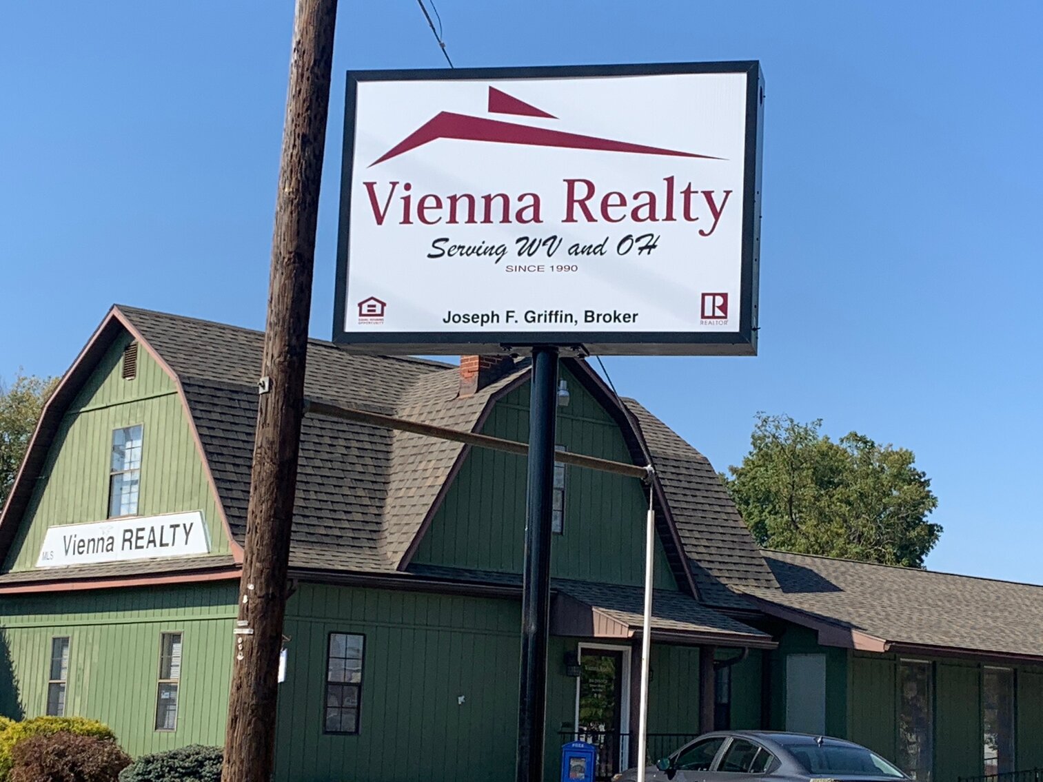Image for SOLD $214,500 - Multi-Use Commercial Building in Vienna