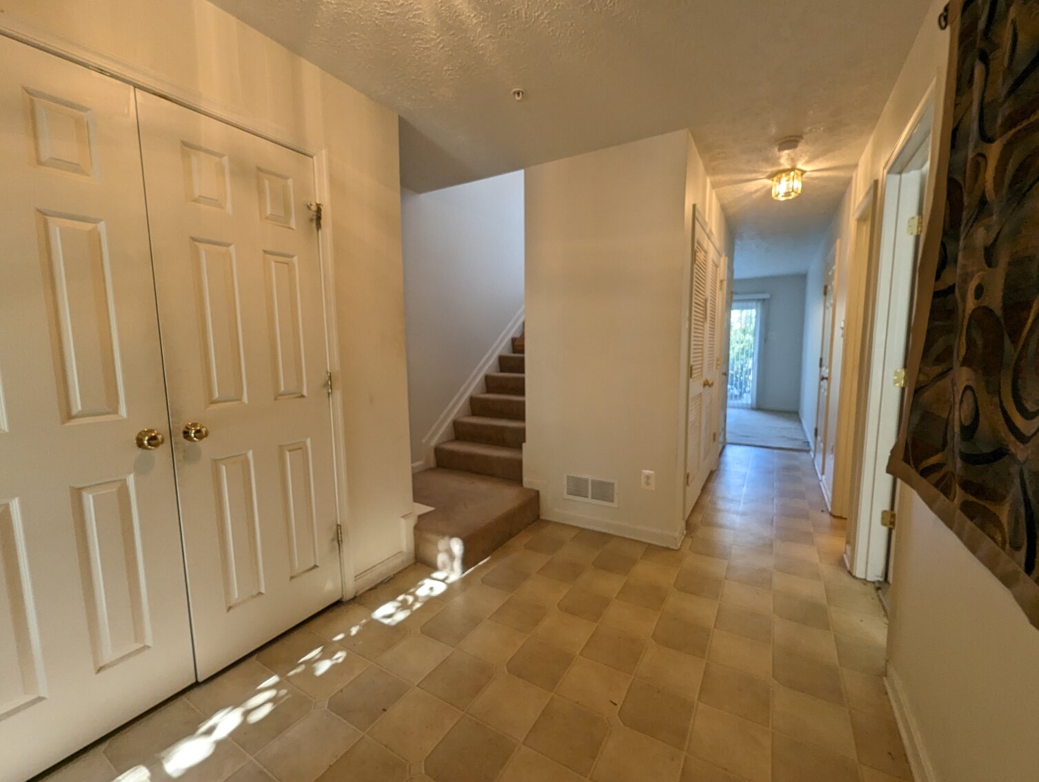 Image for 4 BR, 3.5 BA SPACIOUS EOG VINYL SIDED TOWNHOME