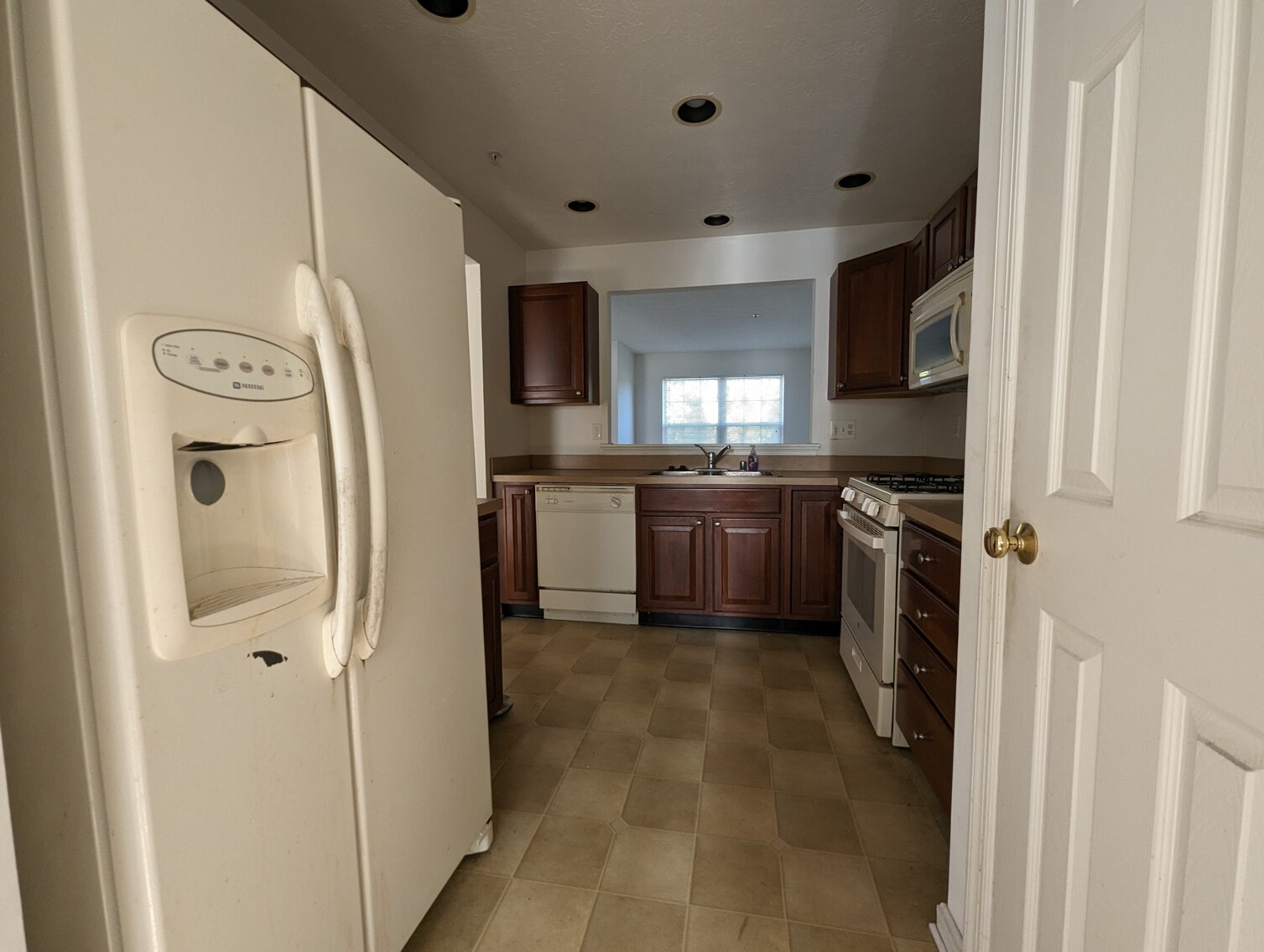 Image for 4 BR, 3.5 BA SPACIOUS EOG VINYL SIDED TOWNHOME