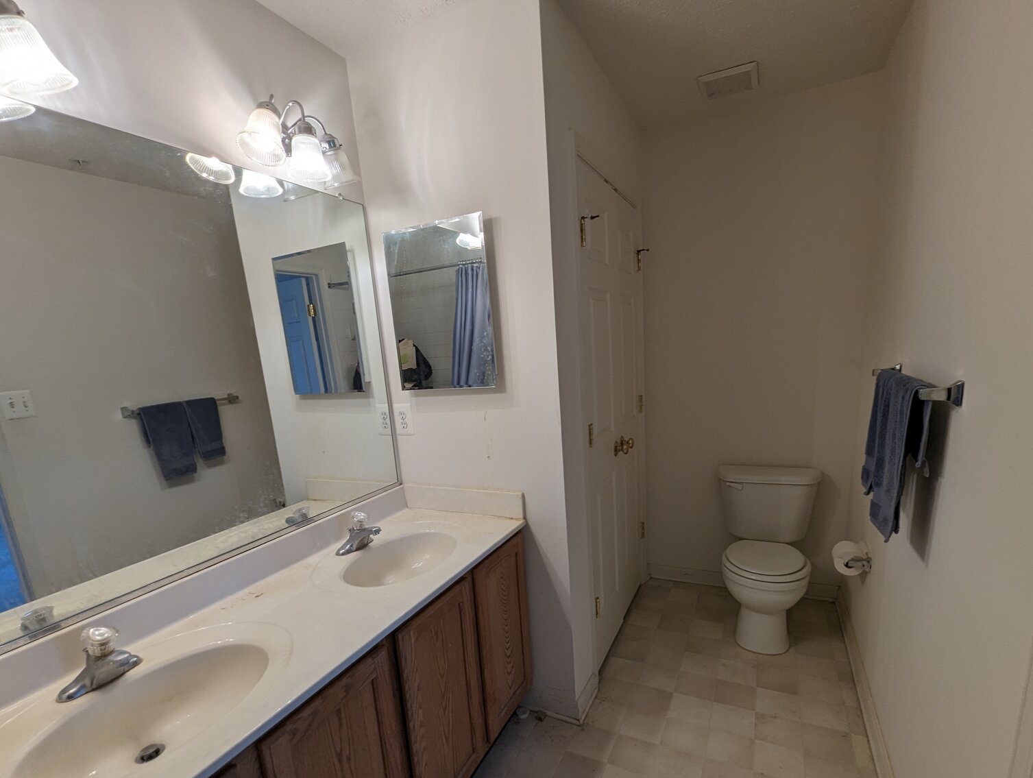 Image for 4 BR, 3.5 BA SPACIOUS EOG VINYL SIDED TOWNHOME