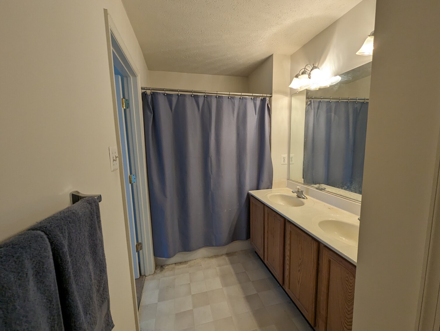 Image for 4 BR, 3.5 BA SPACIOUS EOG VINYL SIDED TOWNHOME