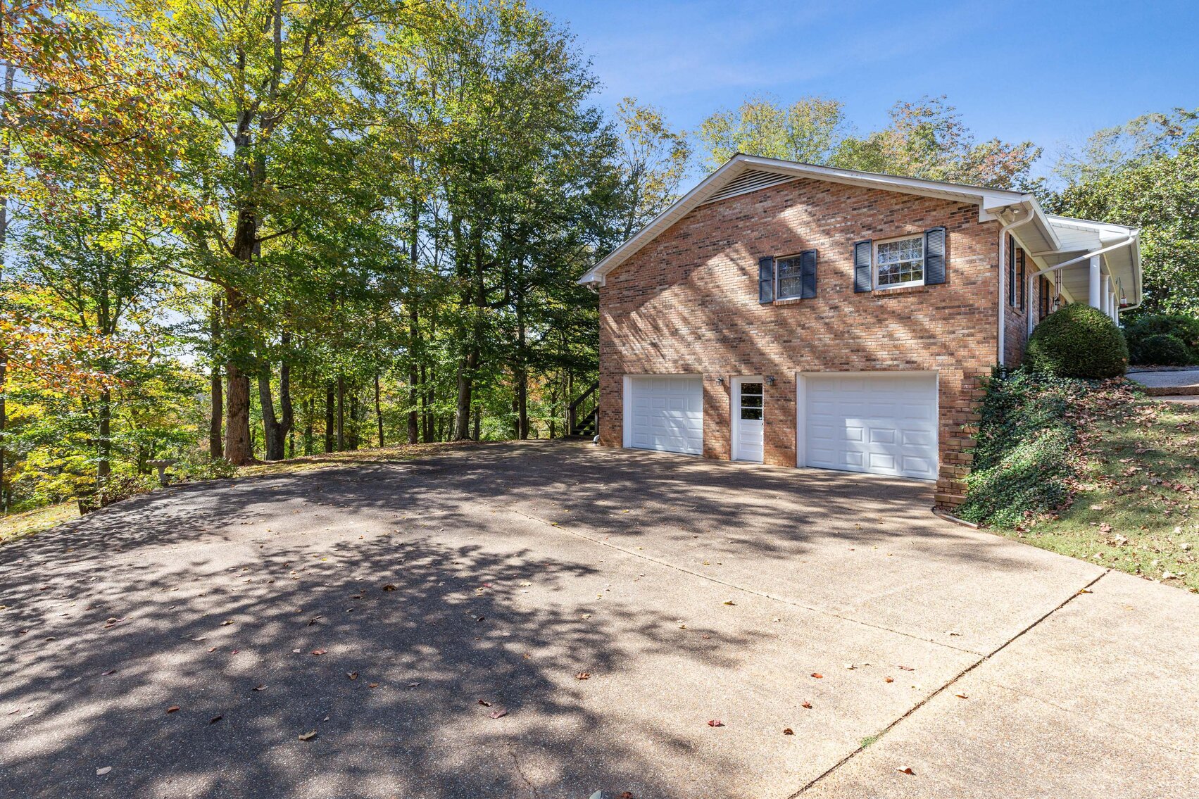 Image for 1992 Locke Bend Road, McMinnville