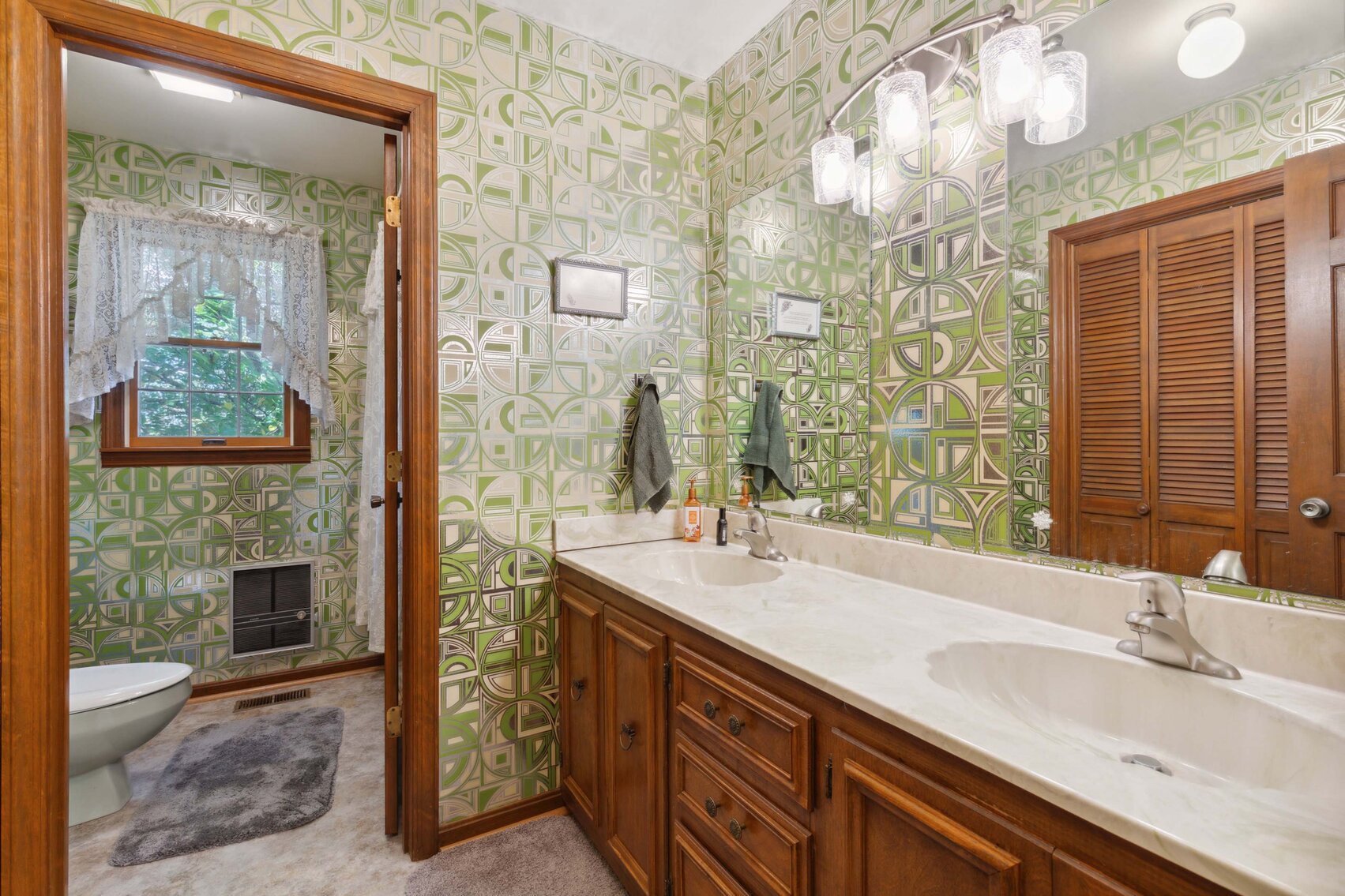 Image for 1992 Locke Bend Road, McMinnville