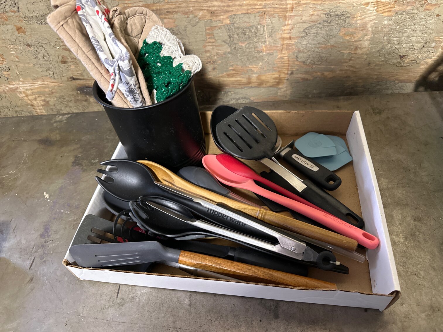 Utensils and Oven Mits