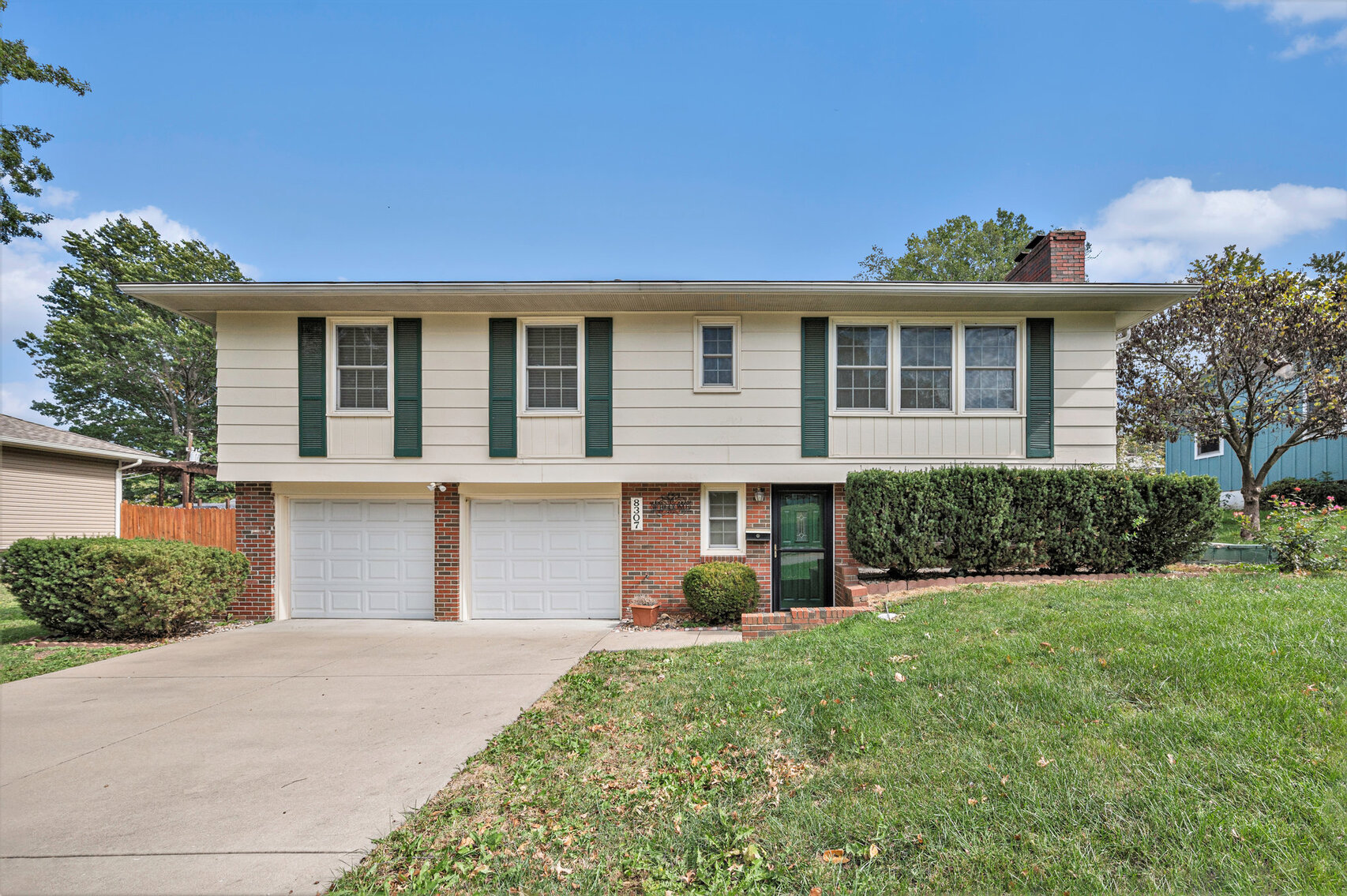 Image for REAL ESTATE & PERSONAL PROPERTY AUCTION