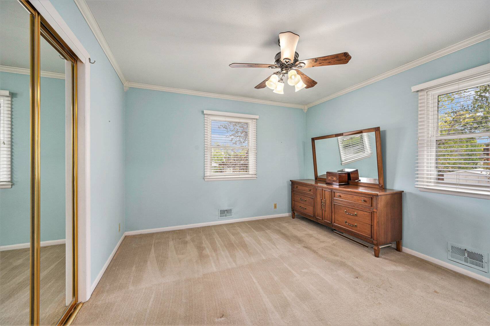 Image for REAL ESTATE & PERSONAL PROPERTY AUCTION