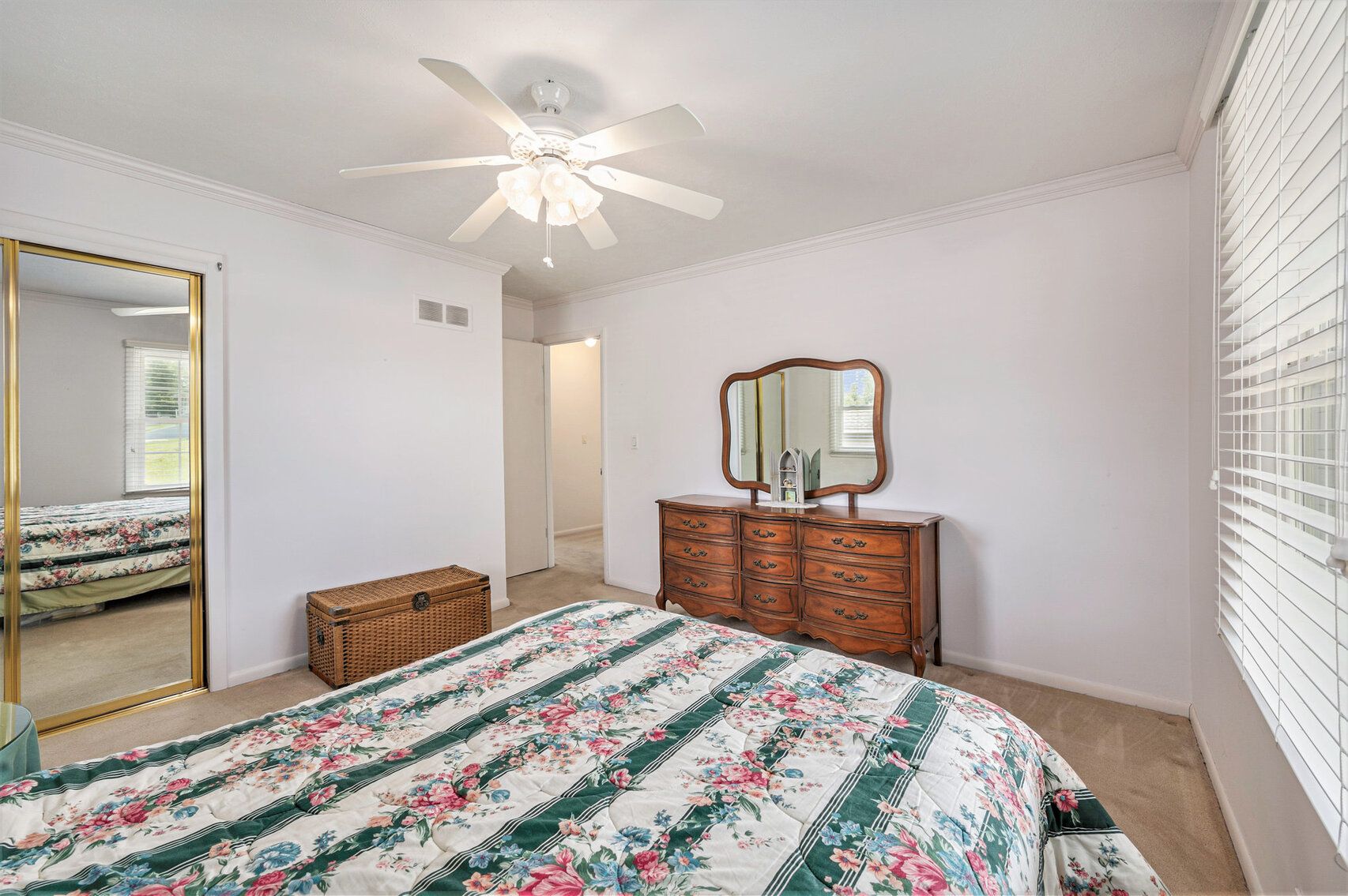 Image for REAL ESTATE & PERSONAL PROPERTY AUCTION