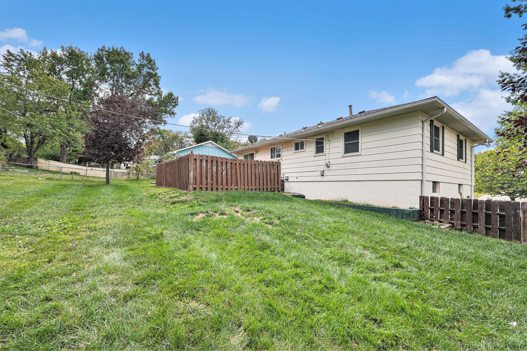 Image for REAL ESTATE & PERSONAL PROPERTY AUCTION