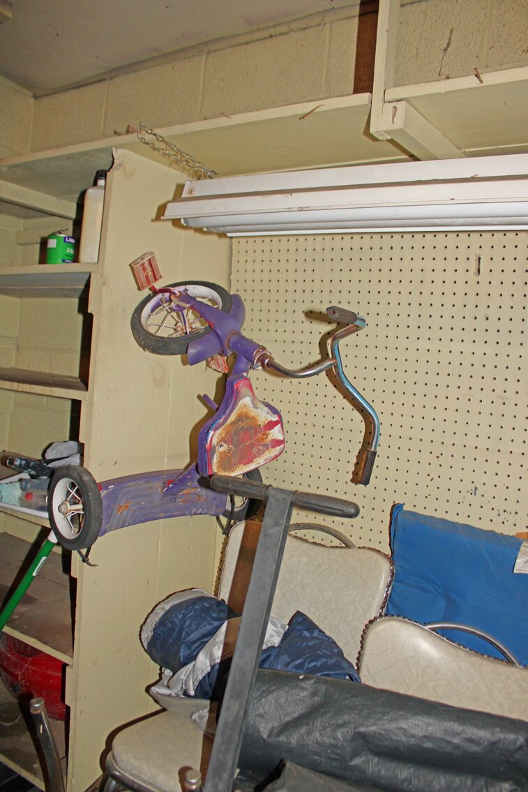 Image for EMERGENCY LAST MINUTE ESTATE AUCTION