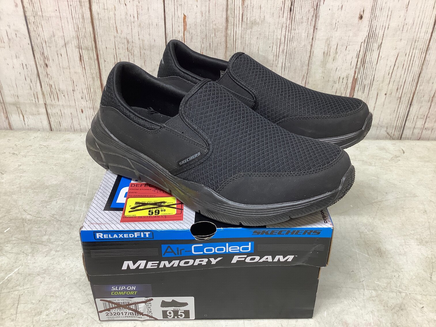 Mens 9.5, Skechers,  Equalizer 4.0 Persisiting