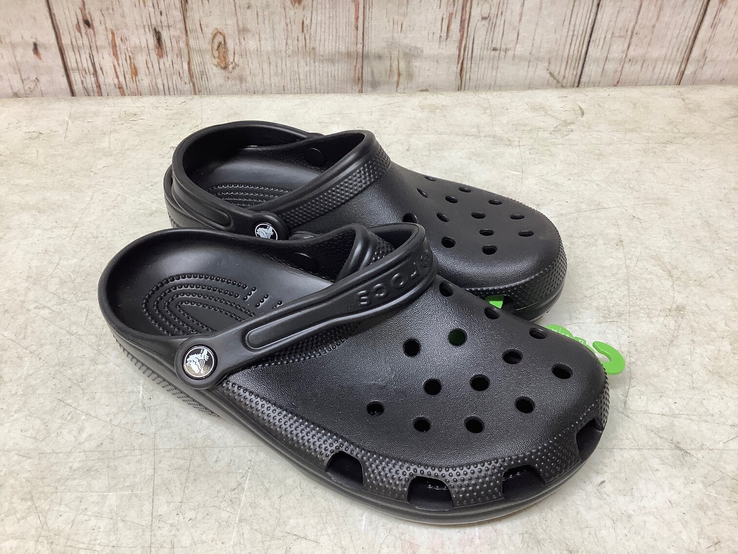 Mens 6, Womens 8- Crocs