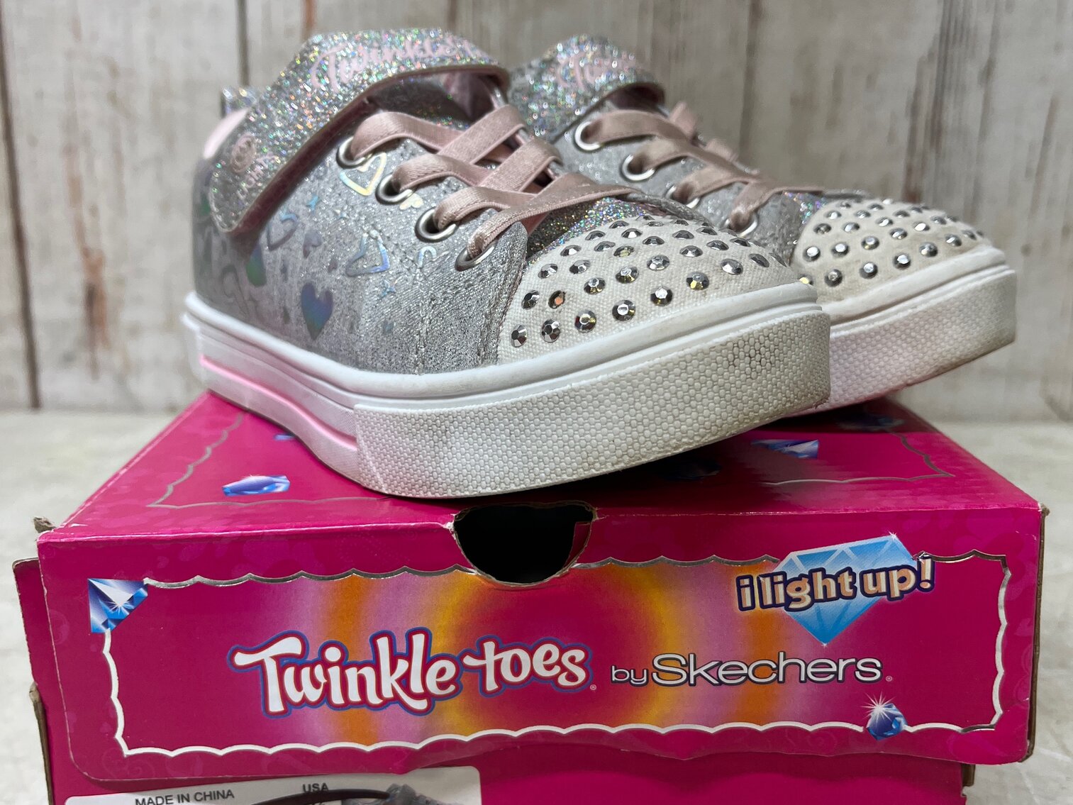 Kid's 12 Skechers Twinkle Toes Light Up 