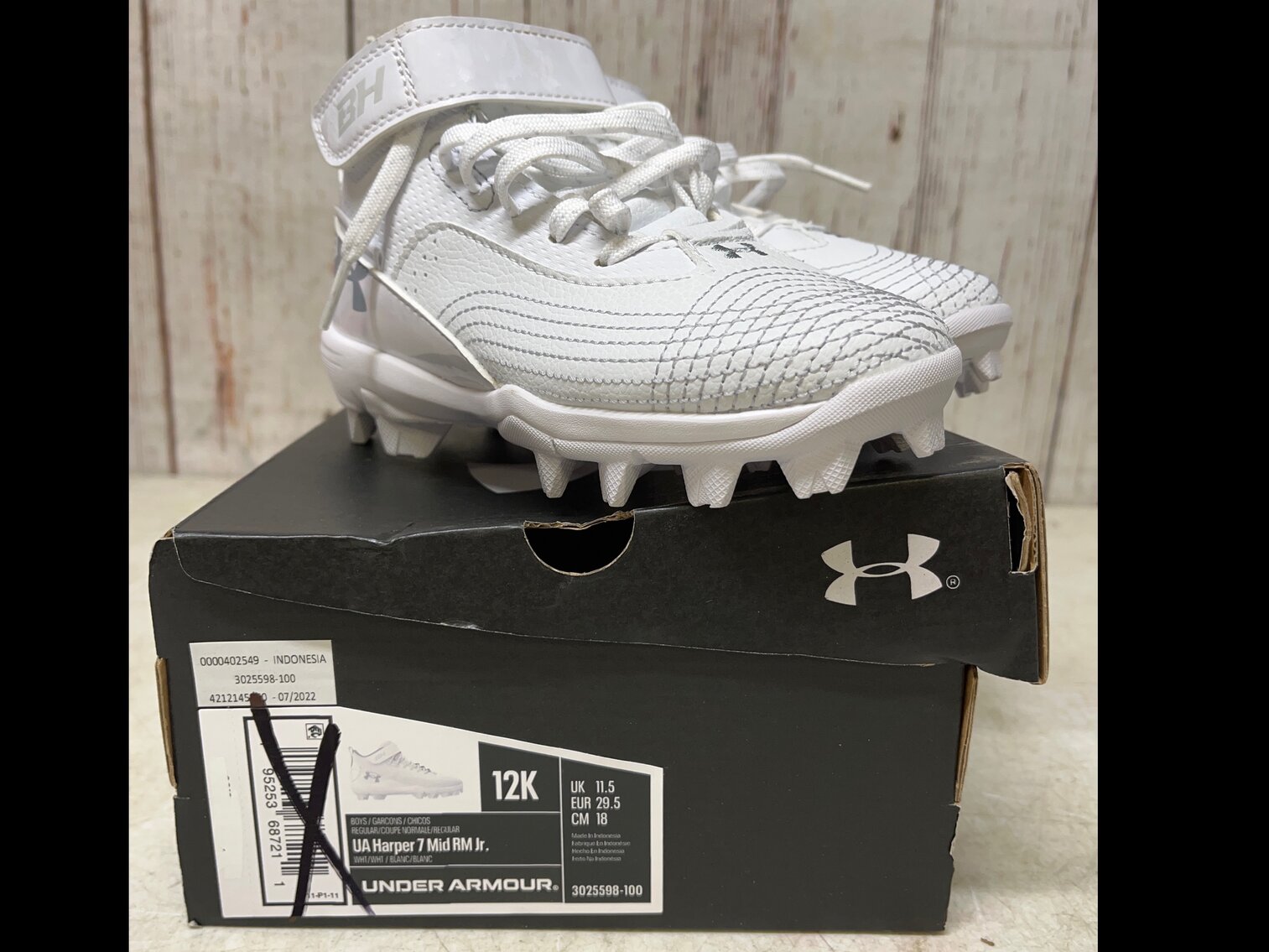 Kid's 12 Under Armour Harper 7 Mid RM Jr.