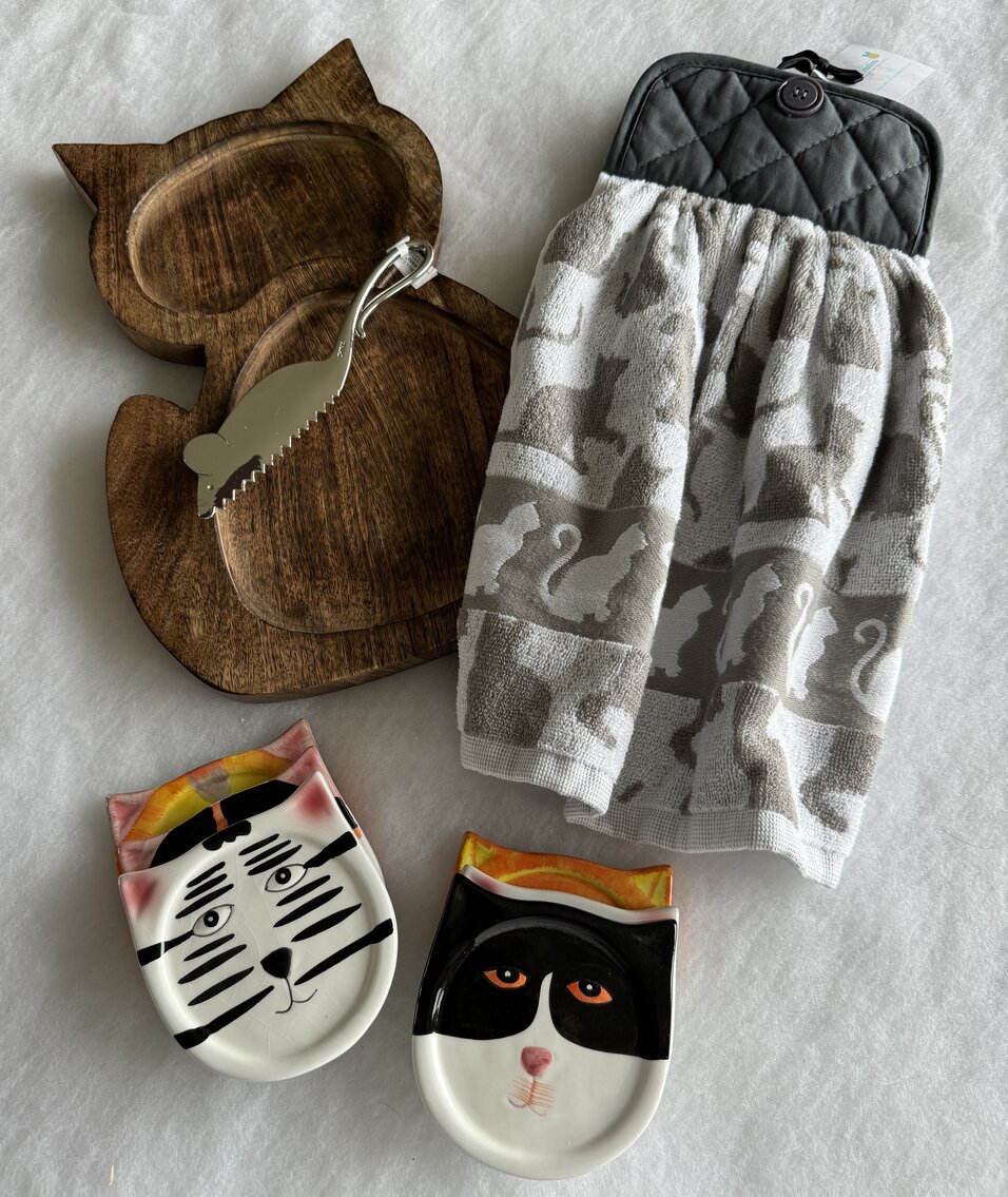 Kitty Charcuterie Gift Set