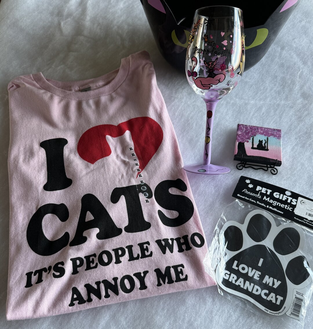 "I Love Cats, It's People That Annoy Me" Pink Collection
