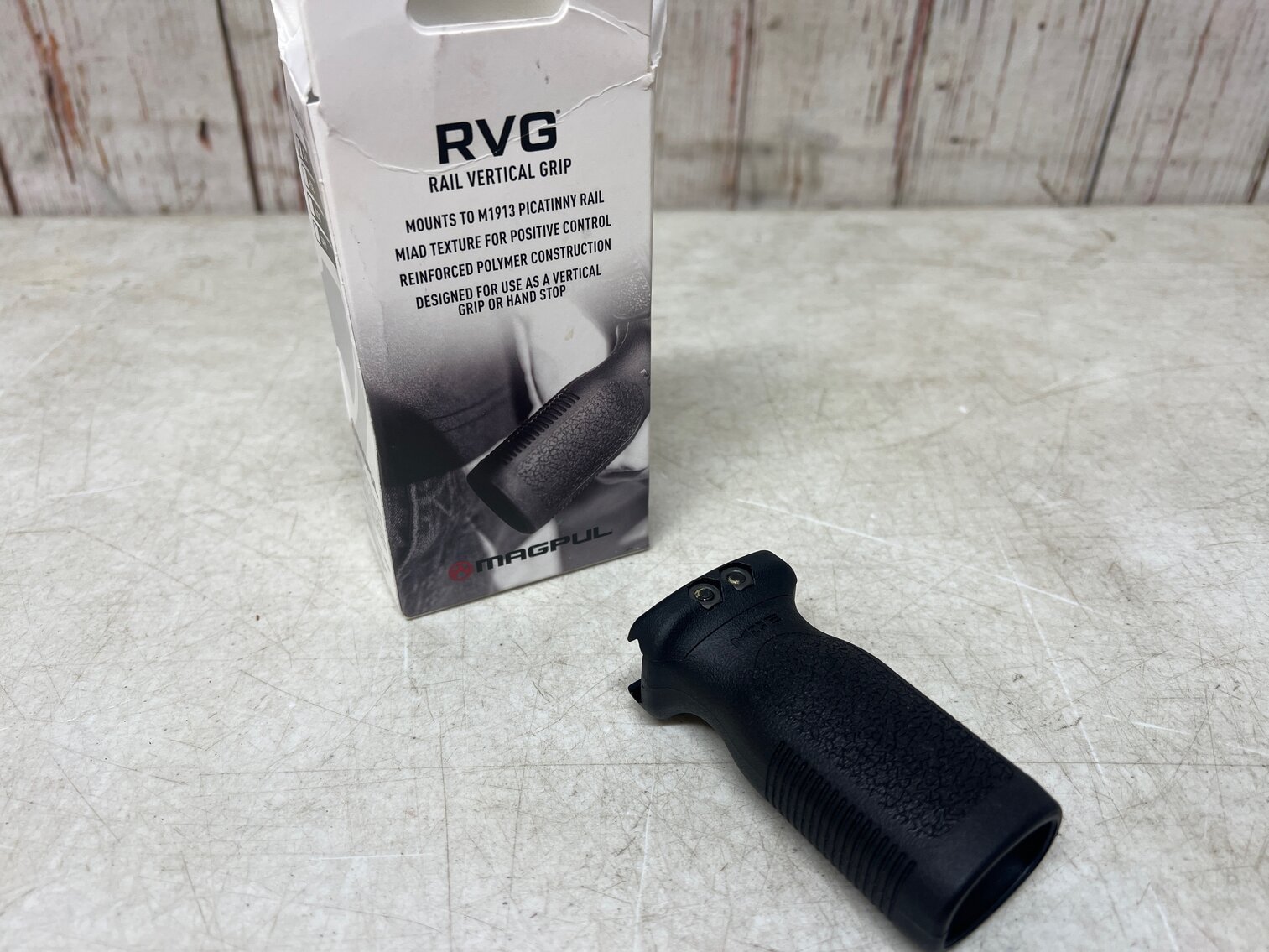 MagPul RVG vertical rail mount grip 
