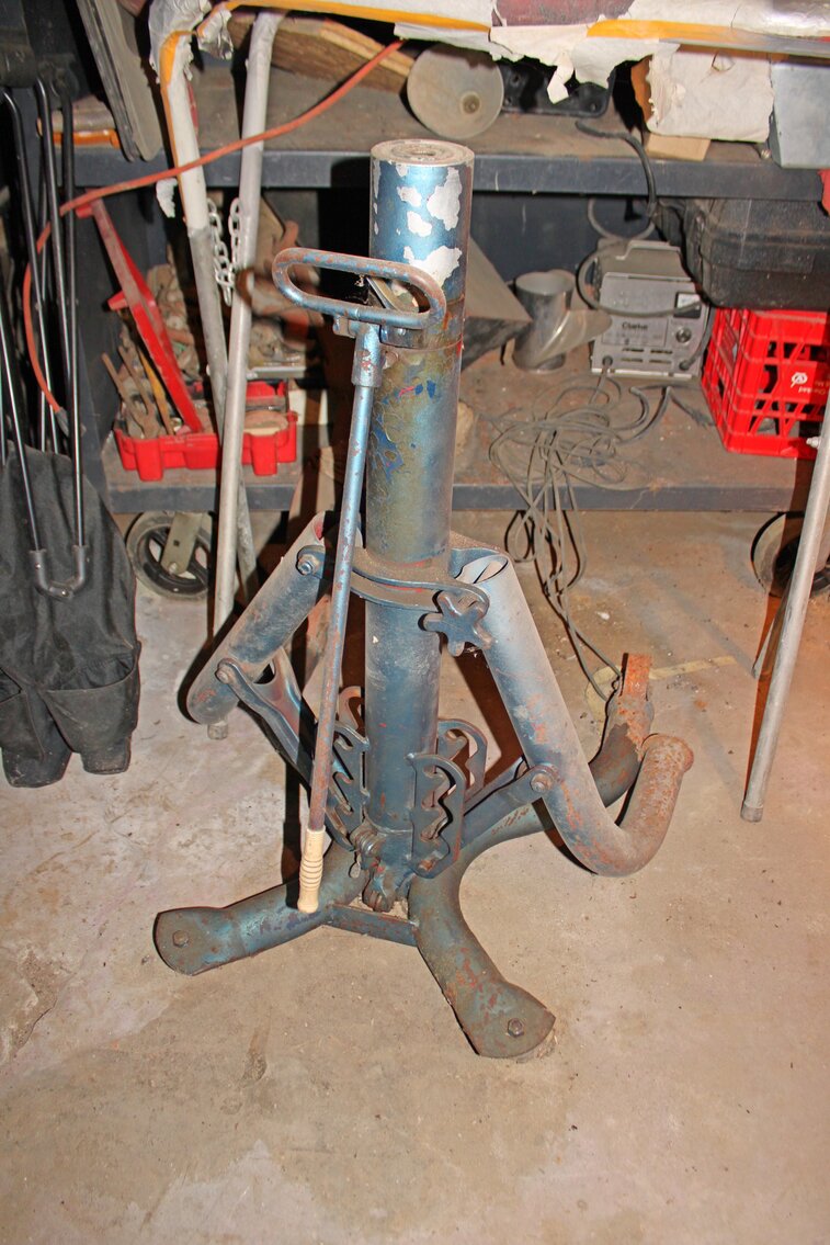 Image for EXCELLENT ESTATE AUCTION