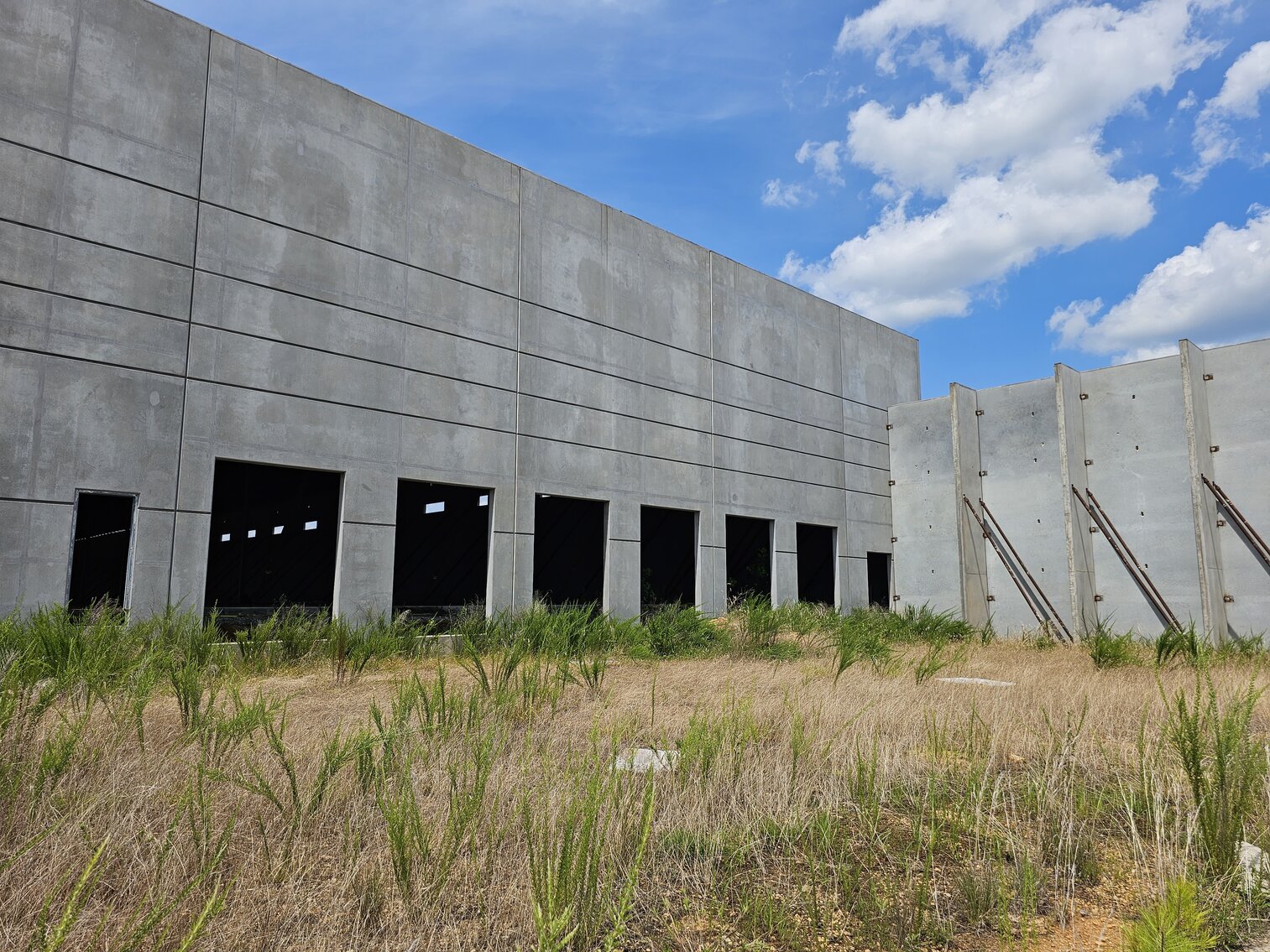 Image for Public Auction | 284,000± SF Industrial Warehouse | 103.62± AC | Meadowville Technology Park | Special Commissioner’s Sale | 1600 Digital Drive | Chesterfield County, VA