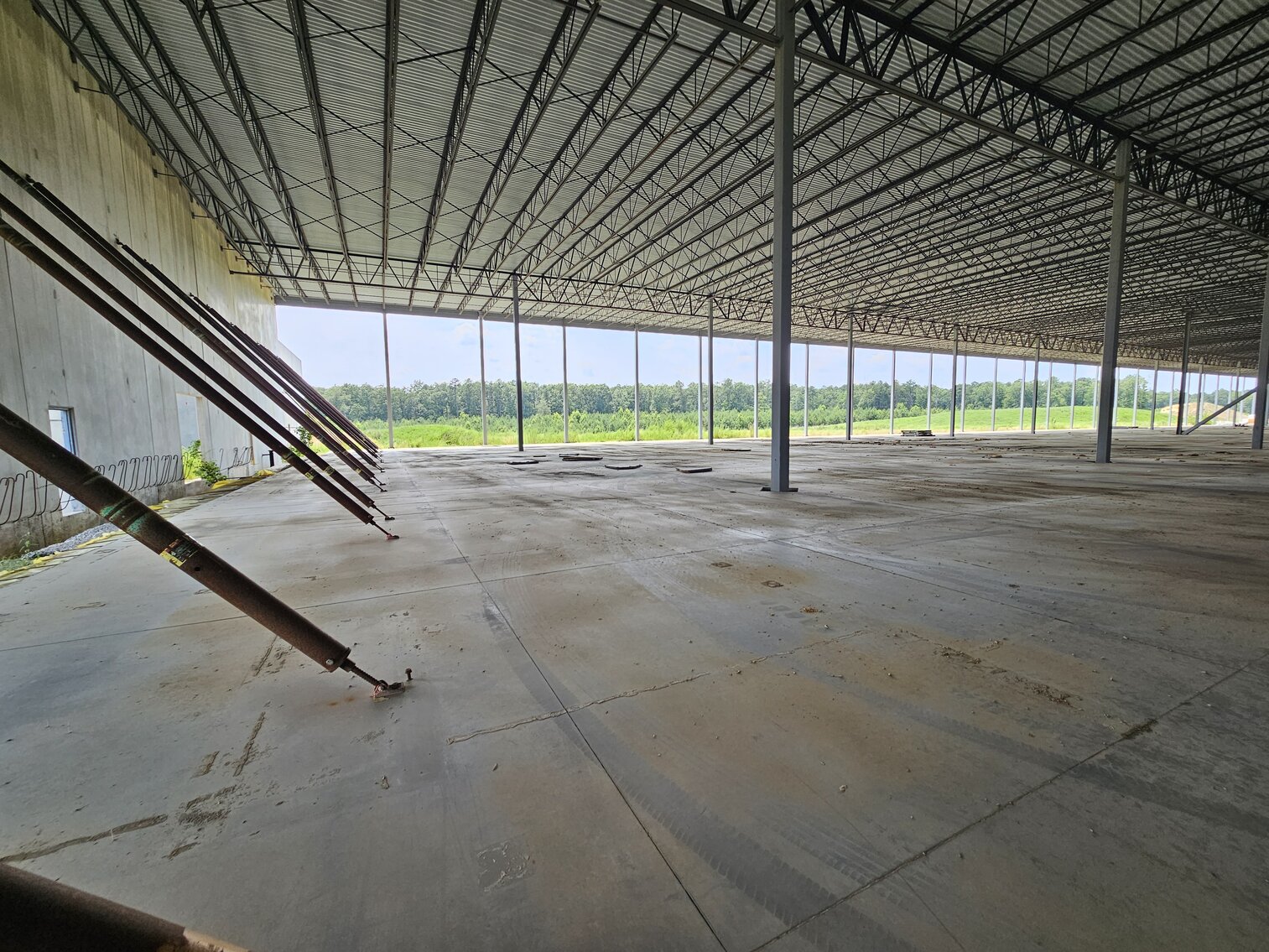 Image for Public Auction | 284,000± SF Industrial Warehouse | 103.62± AC | Meadowville Technology Park | Special Commissioner’s Sale | 1600 Digital Drive | Chesterfield County, VA