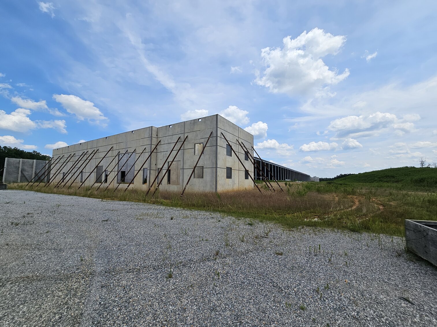 Image for Public Auction | 284,000± SF Industrial Warehouse | 103.62± AC | Meadowville Technology Park | Special Commissioner’s Sale | 1600 Digital Drive | Chesterfield County, VA