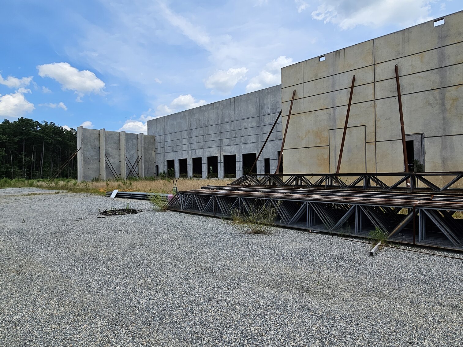 Image for Public Auction | 284,000± SF Industrial Warehouse | 103.62± AC | Meadowville Technology Park | Special Commissioner’s Sale | 1600 Digital Drive | Chesterfield County, VA