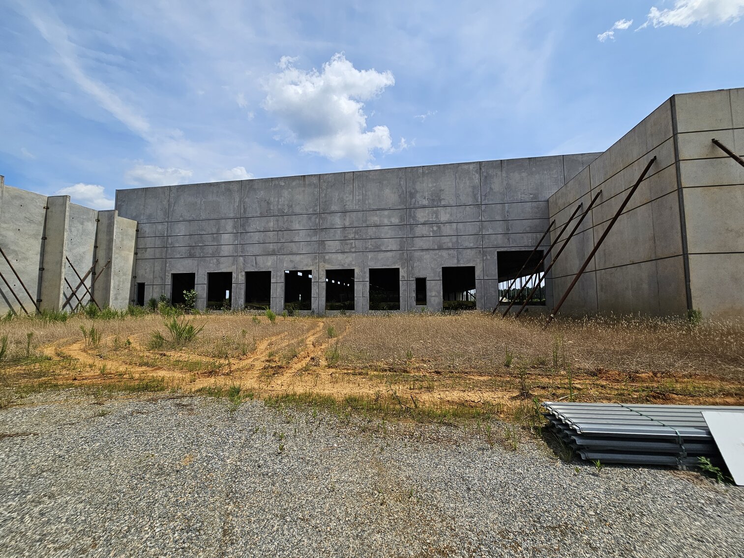 Image for Public Auction | 284,000± SF Industrial Warehouse | 103.62± AC | Meadowville Technology Park | Special Commissioner’s Sale | 1600 Digital Drive | Chesterfield County, VA