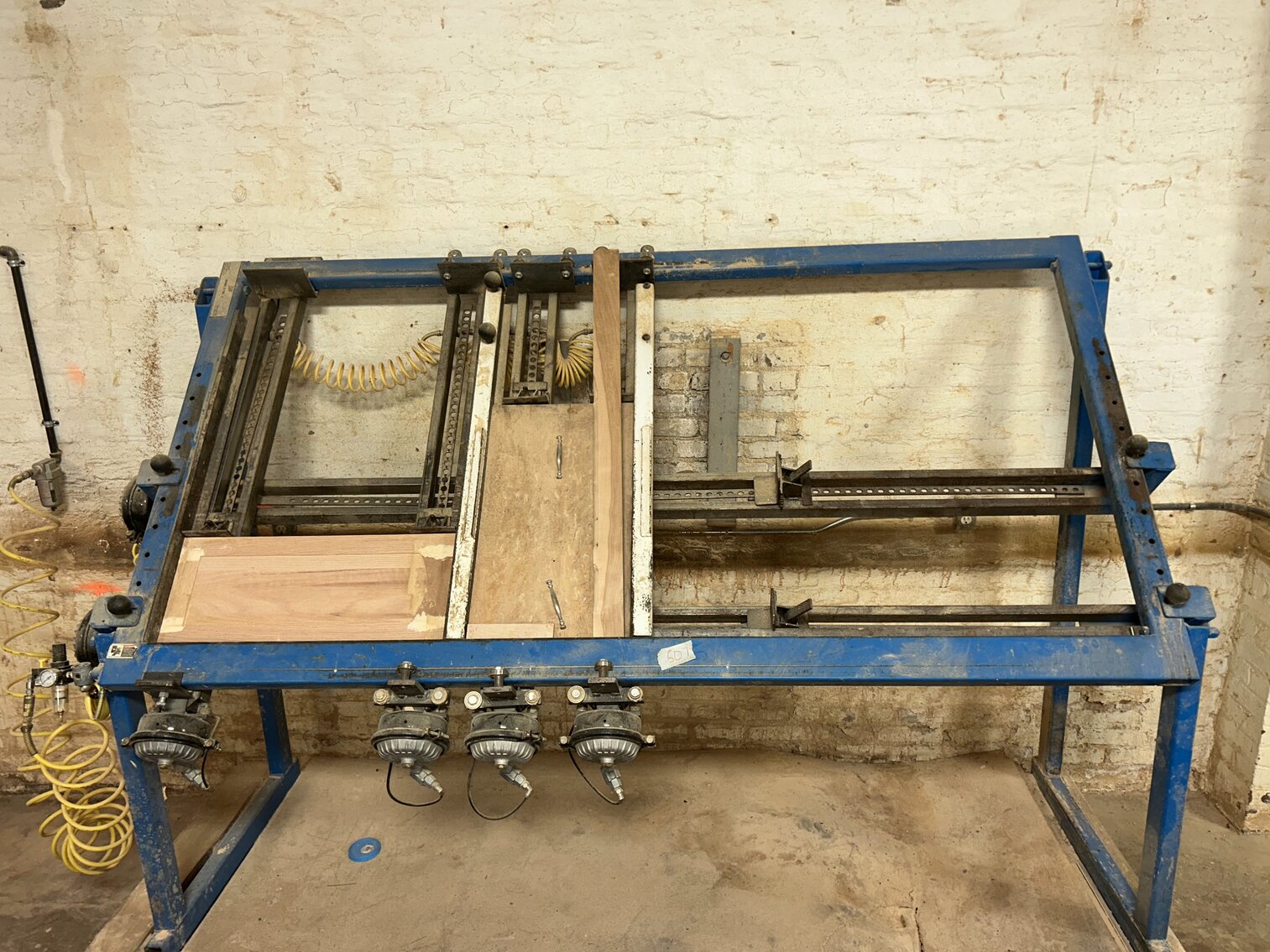 JLT Pnuematic Clamp Table - Blue