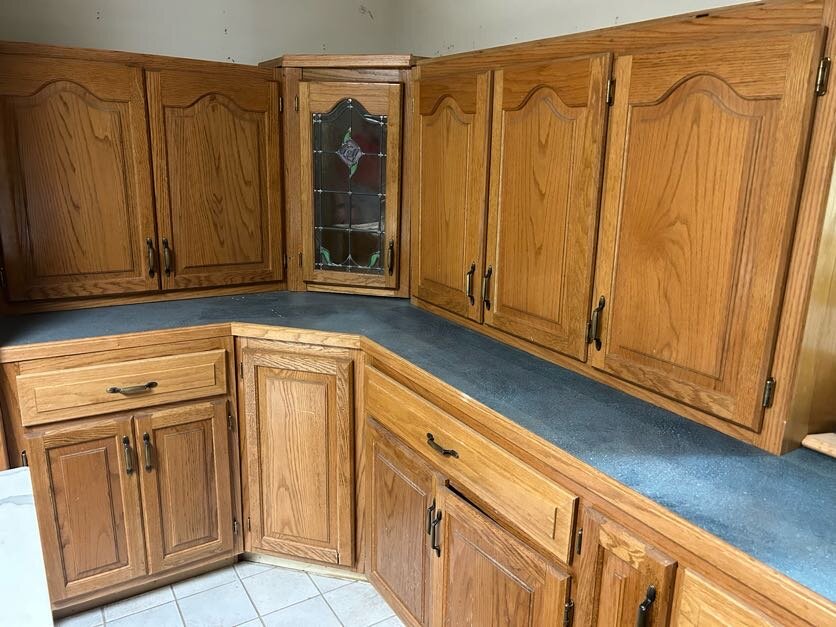 Showroom Cabinets - Oak upper and lower