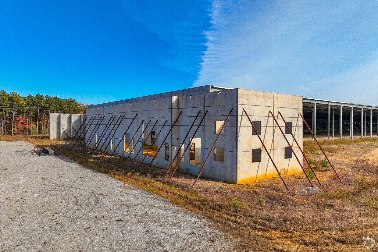 Image for Public Auction | 284,000± SF Industrial Warehouse | 103.62± AC | Meadowville Technology Park | Special Commissioner’s Sale | 1600 Digital Drive | Chesterfield County, VA