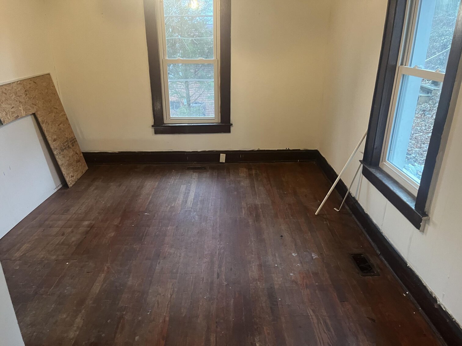 Image for SOLD $35,200 - 3 Bedroom in Charleston Selling to the Highest Bidder