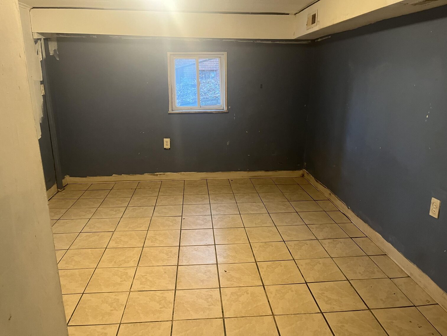 Image for SOLD $35,200 - 3 Bedroom in Charleston Selling to the Highest Bidder