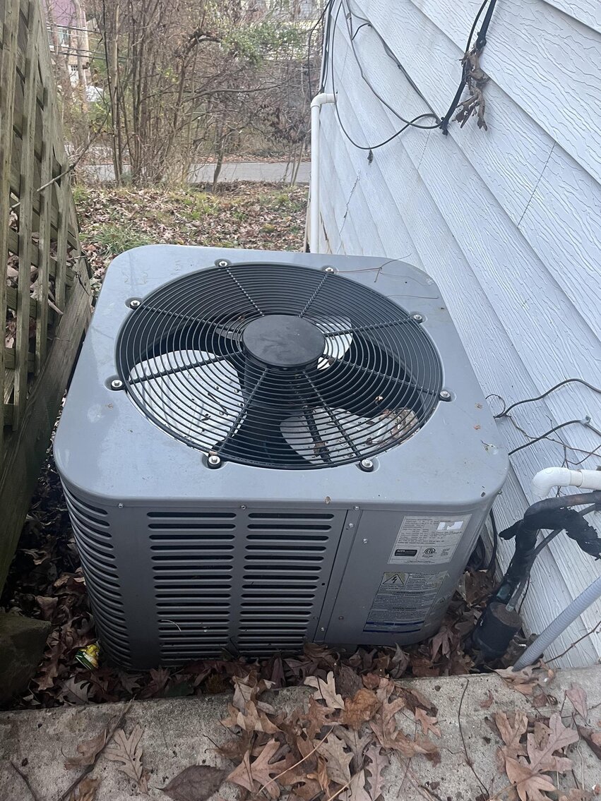 Image for SOLD $35,200 - 3 Bedroom in Charleston Selling to the Highest Bidder