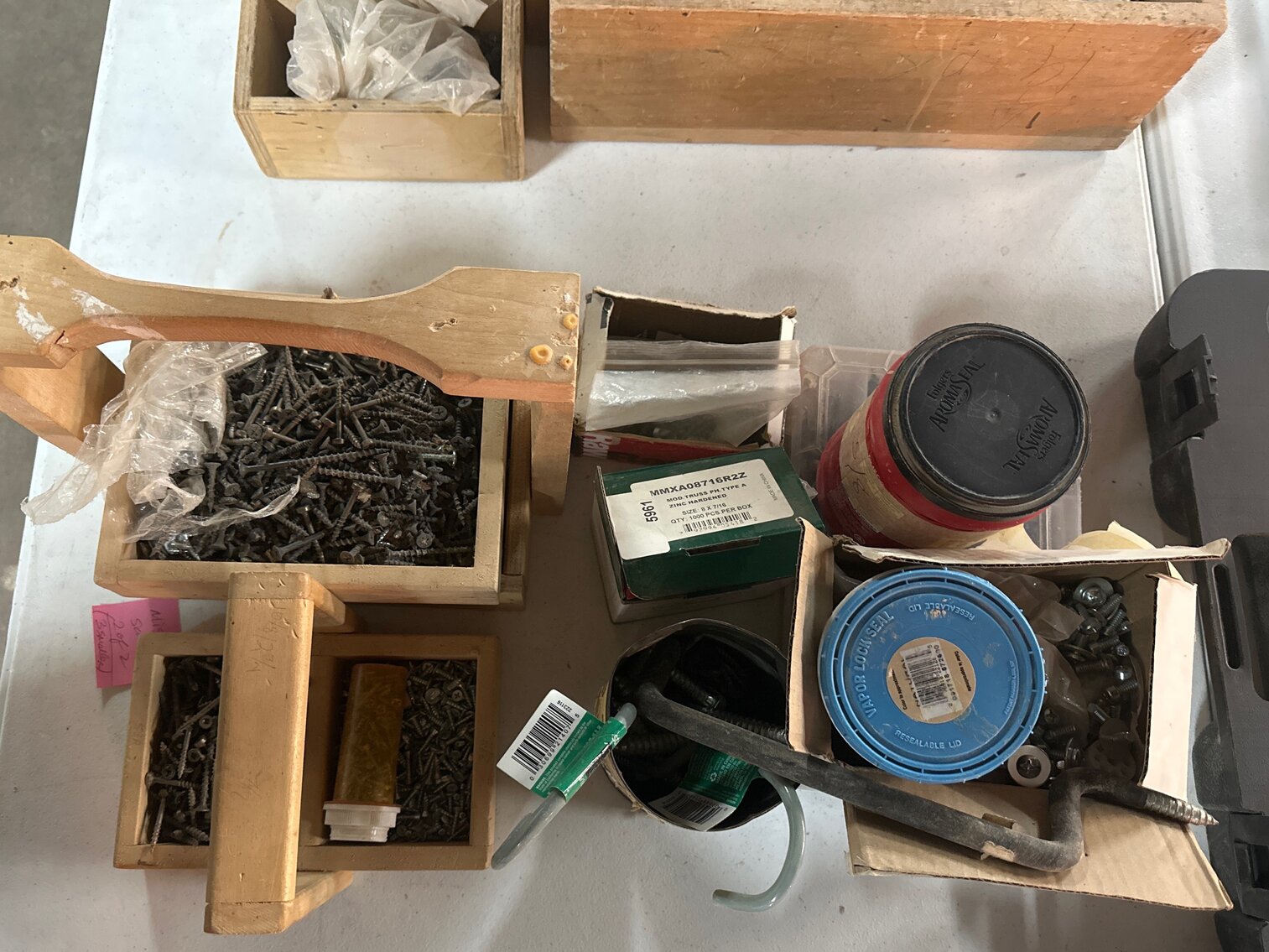 Misc screws, etc. Lot 2 of 2