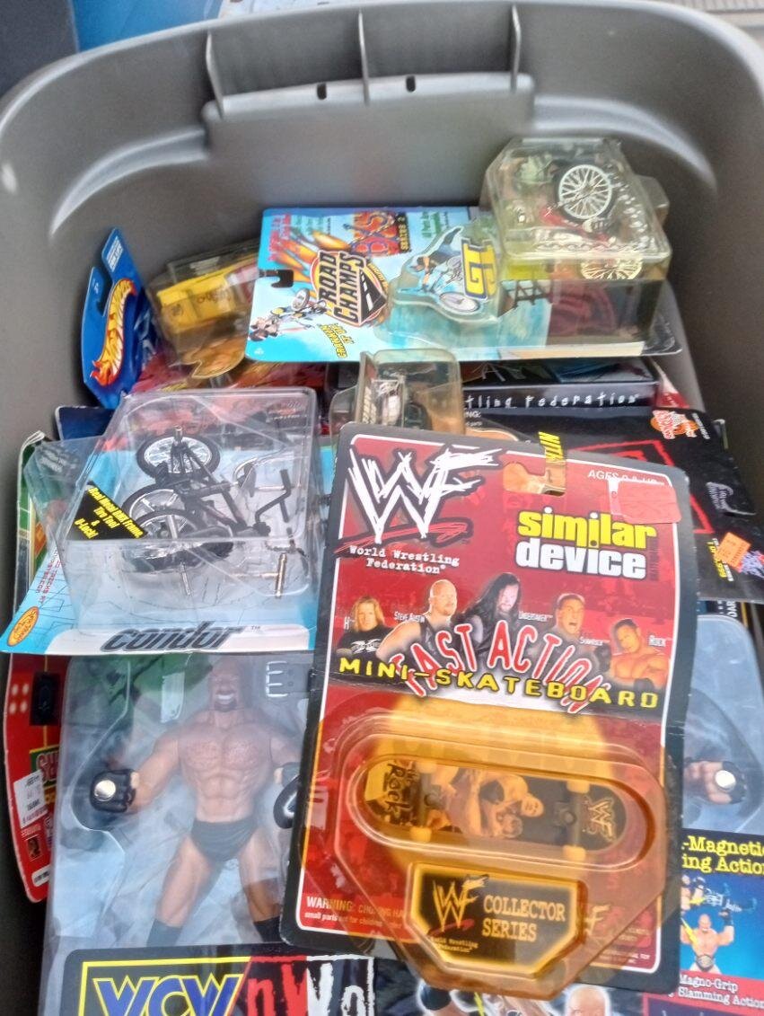 Image for HUGE COLLECTOR'S AUCTION