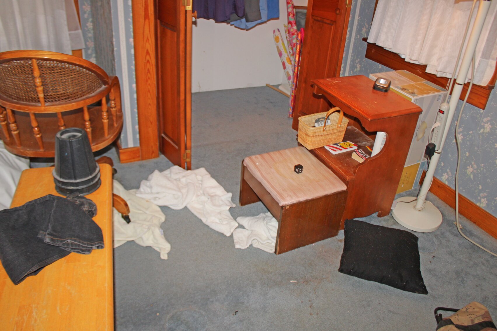 Image for TREASURE HUNT ESTATE AUCTION