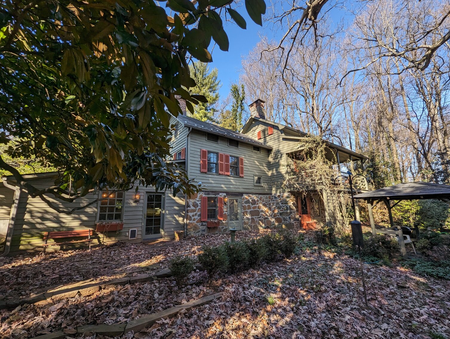 Image for 4 BR, 3 BA COLONIAL STYLE HOME W/ DETACHED GARAGE & STUDIO/EFFICIENCY APT. 1.42 +/- AC ; ANTIQUES, COLLECTIBLES, FURNITURE, TOOLS, & MORE!