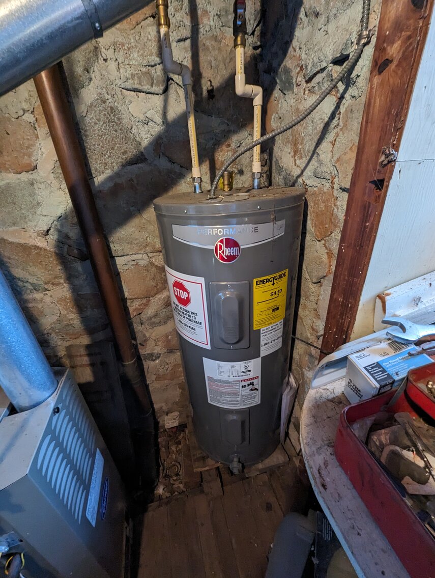 Image for 4 BR, 3 BA COLONIAL STYLE HOME W/ DETACHED GARAGE & STUDIO/EFFICIENCY APT. 1.42 +/- AC ; ANTIQUES, COLLECTIBLES, FURNITURE, TOOLS, & MORE!